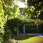 B&B Gentil'home - Toulouse Prestige 3*