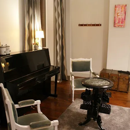 Bed & Breakfast Gentil'home - Toulouse Prestige 3*