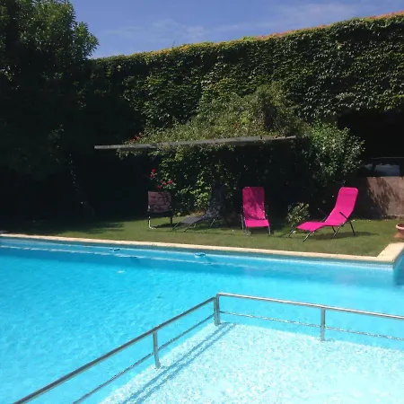 Gentil'home - Toulouse Prestige Bed & Breakfast 3*