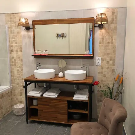 Gentil'home - Toulouse Prestige Bed & Breakfast 3*